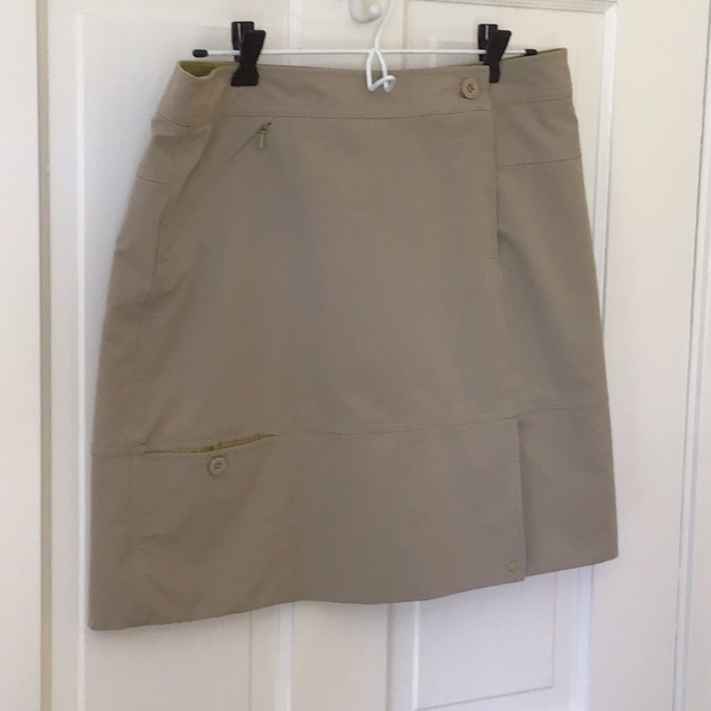 EUC Women's Eddie Bauer Khaki Athletic Skort Sz 8
